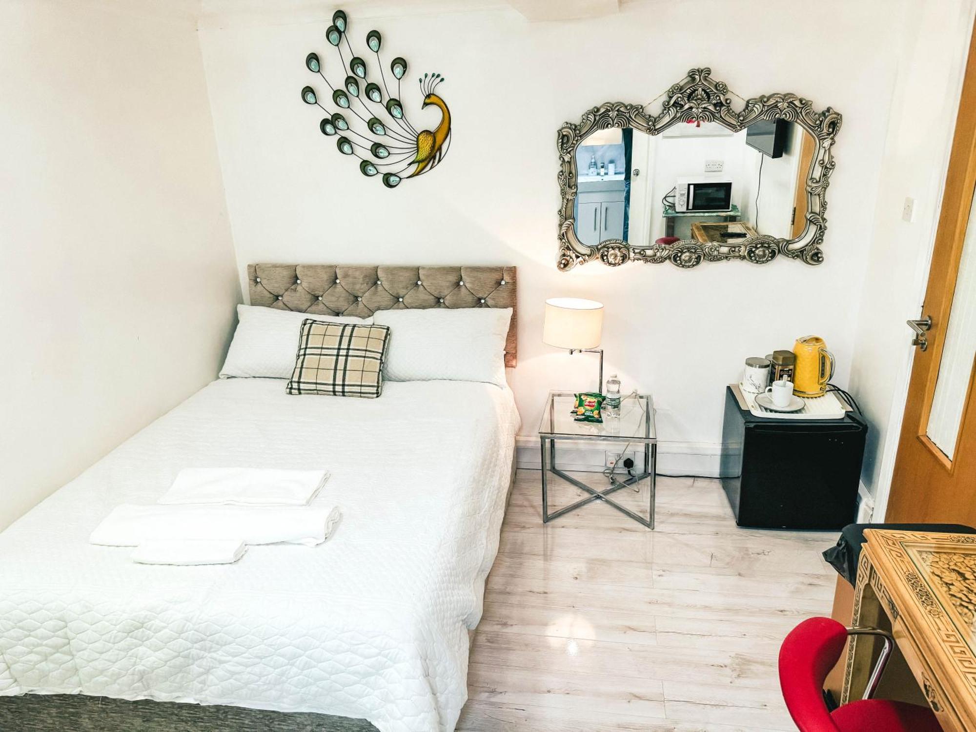 Luxury En-suite In Prime Town Centre Location Solihull